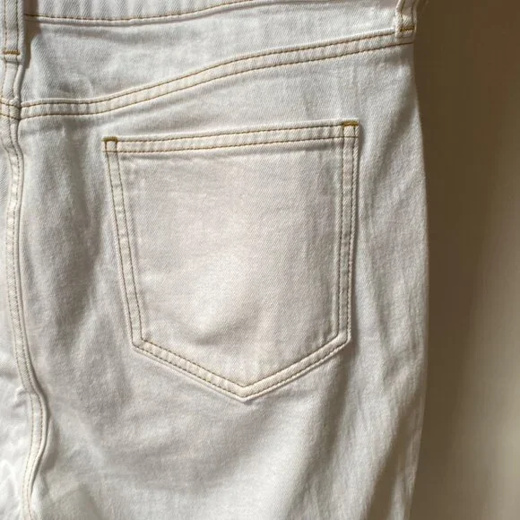 Elizabeth & James High Rise Vintage Straight Jeans in Cream White , Size 14/32 - Picture 6 of 8